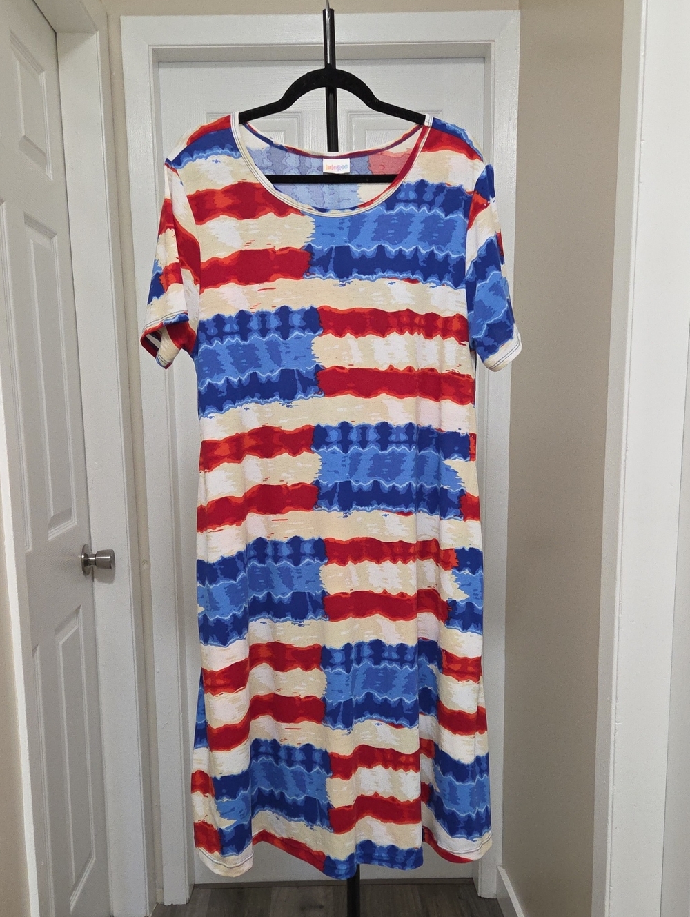LuLaRoe Red Blue Cream Abstract Stripe Crewneck Midi Dress Casual Swing Soft - Picture 2 of 8